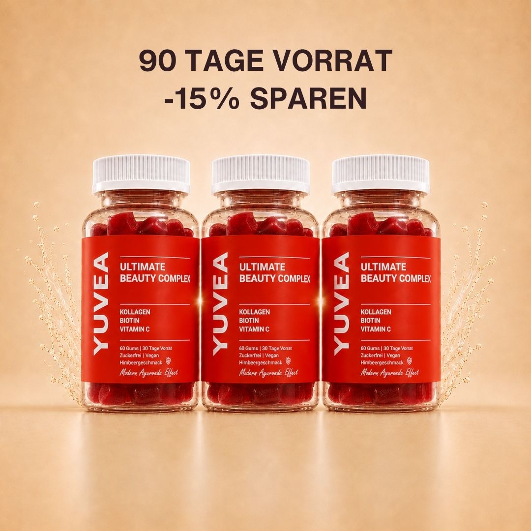 Drei Flaschen YUVEA ULTIMATE BEAUTY COMPLEX Gummies mit Kollagen, Vitamin C und Biotin vor einem warmen, beigefarbenen Hintergrund. Darüber steht: „90 Tage Vorrat – 15 % sparen“.
